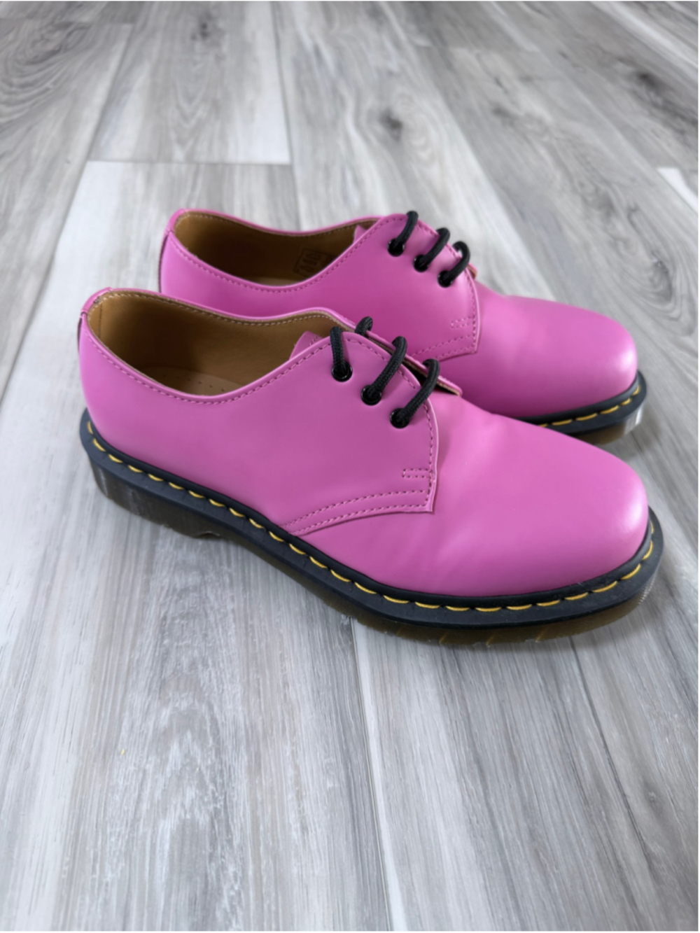 Dr. Martens 1461 Pink Leather 3 Eye Oxford Shoes Women’s US 7 EU 38